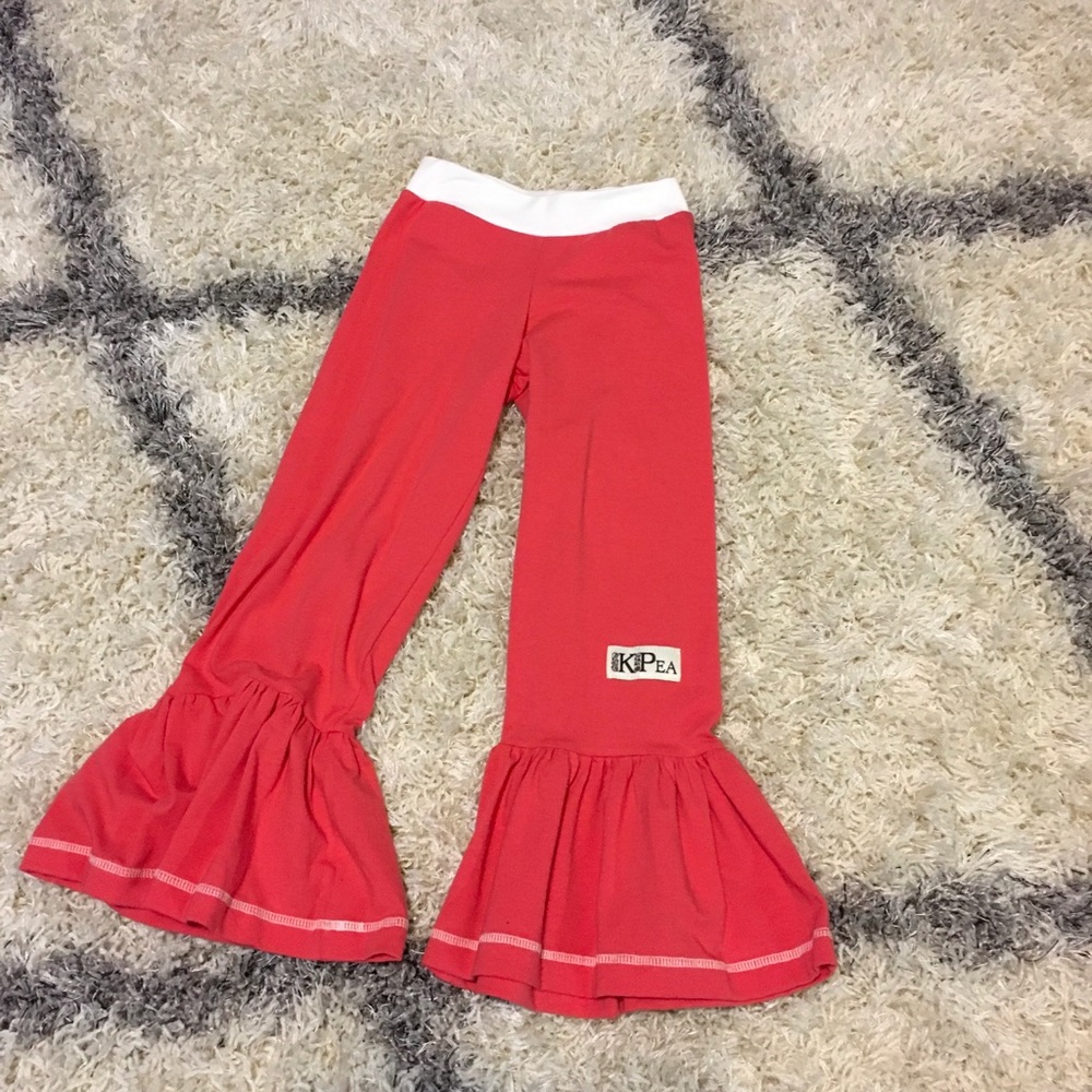 Girls NWOT Kpea ruffle bottom pants